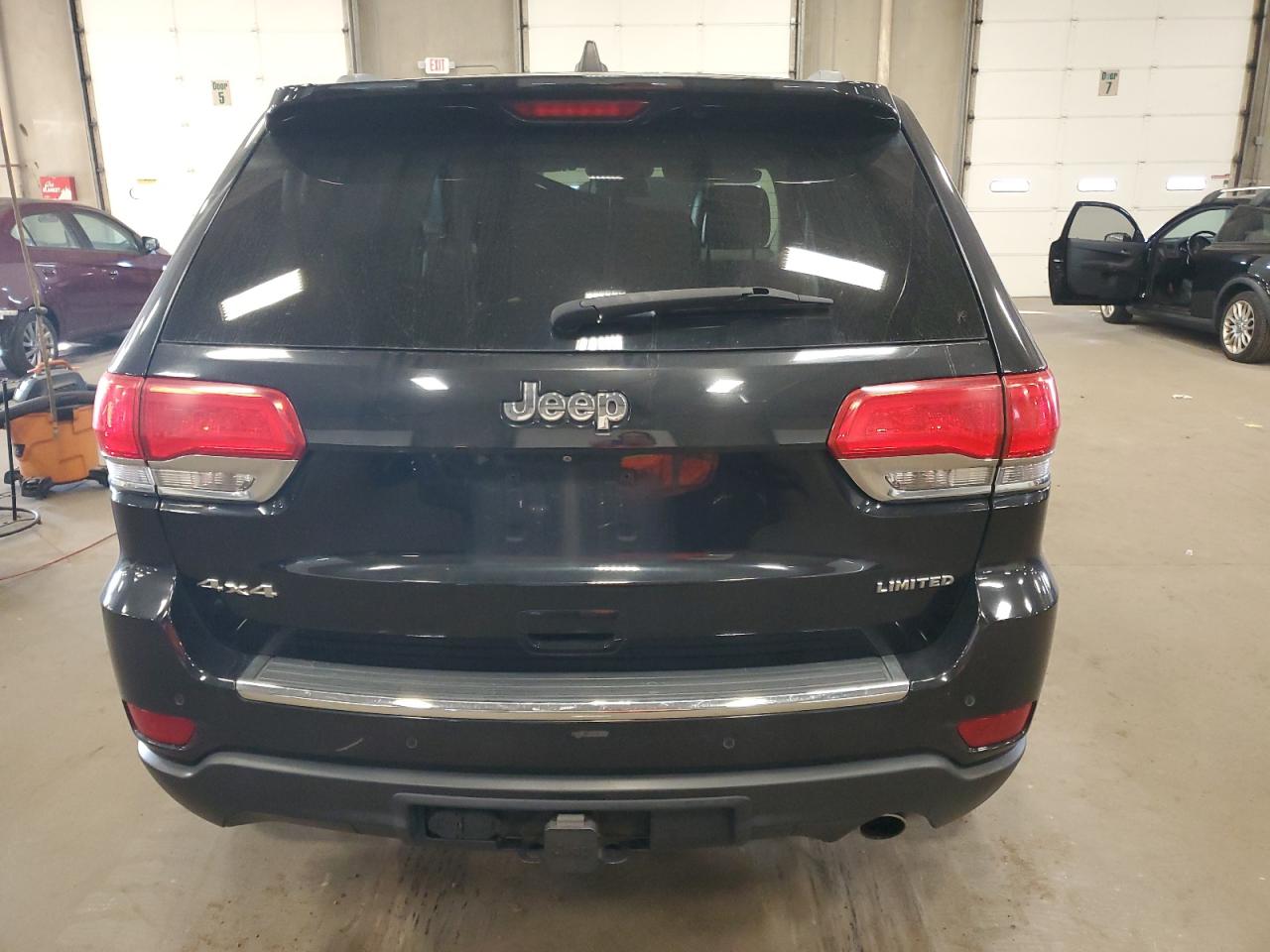 2015 Jeep Grand Cherokee Limited VIN: 1C4RJFBGXFC870704 Lot: 81839825