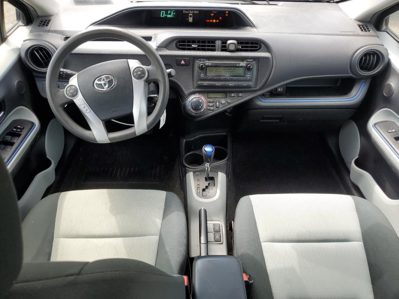 2013 Toyota Prius C VIN: JTDKDTB32D1536292 Lot: 70820505