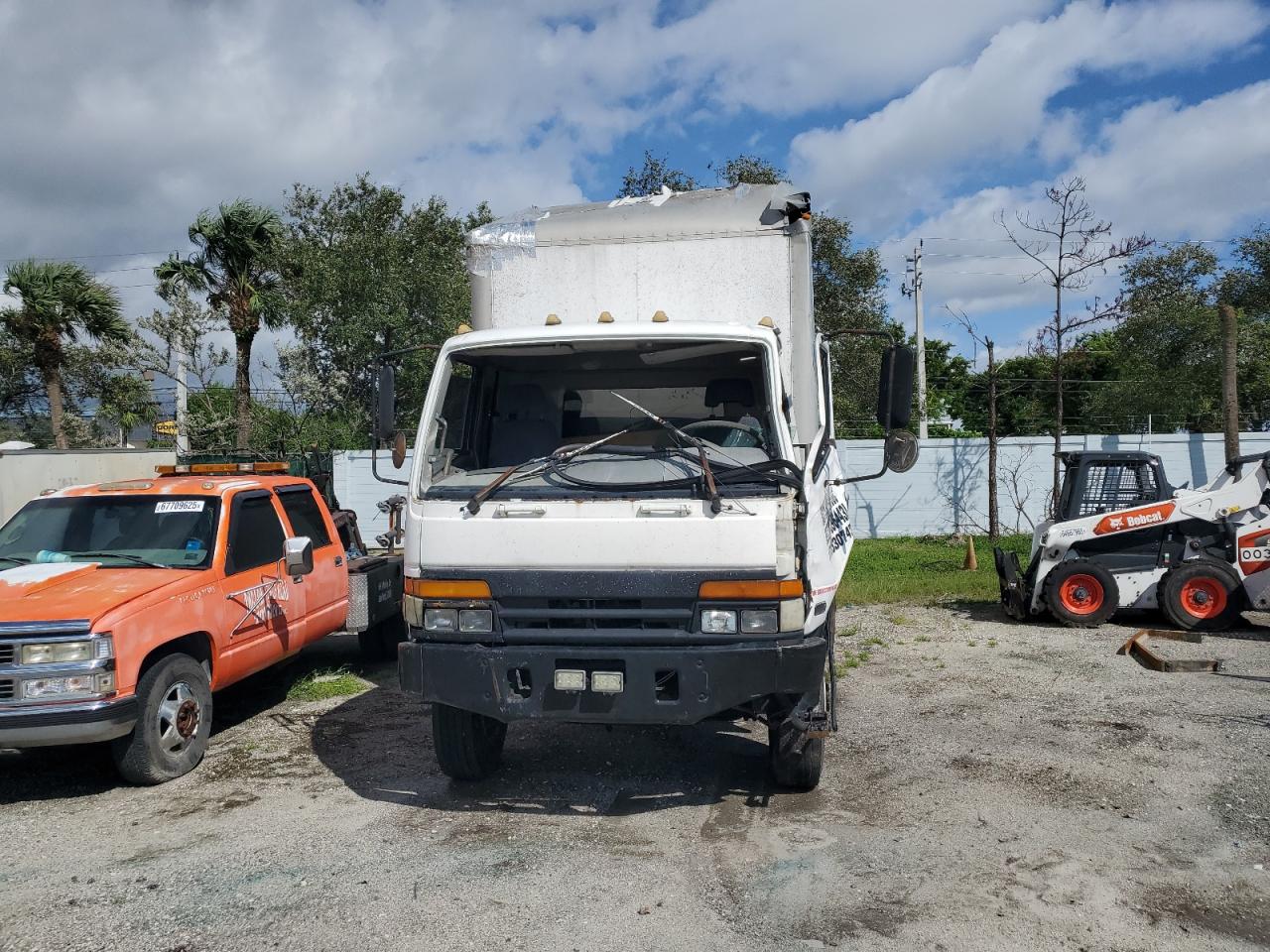 2004 Mitsubishi Fuso Truck Of America Inc Fm 617 VIN: JL6DEM1E04K000991 Lot: 84374845