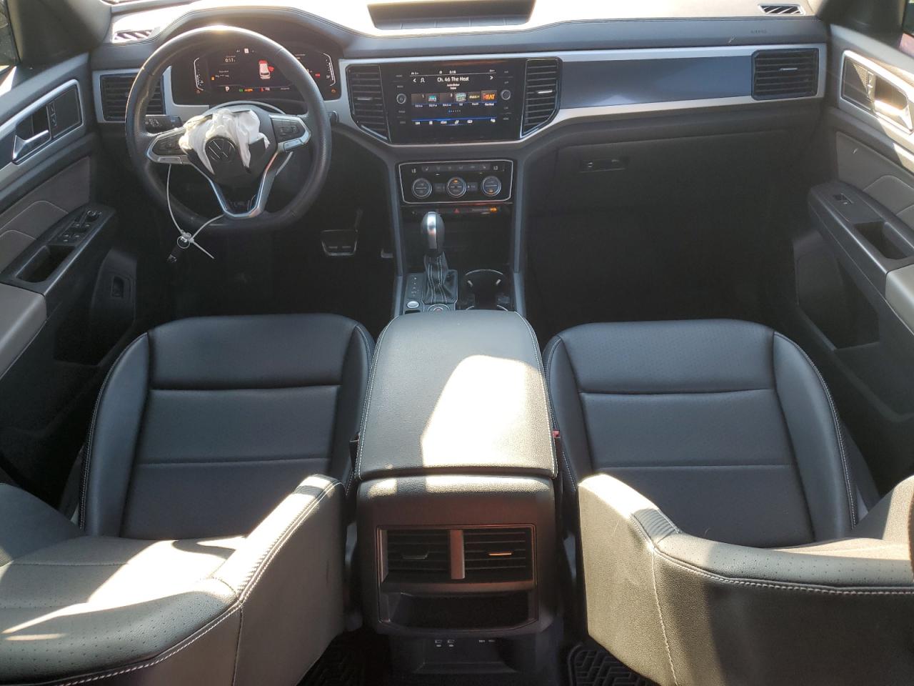 2023 Volkswagen Atlas Cross Sport Sel R-Line VIN: 1V2SC2CA8PC218159 Lot: 71997845