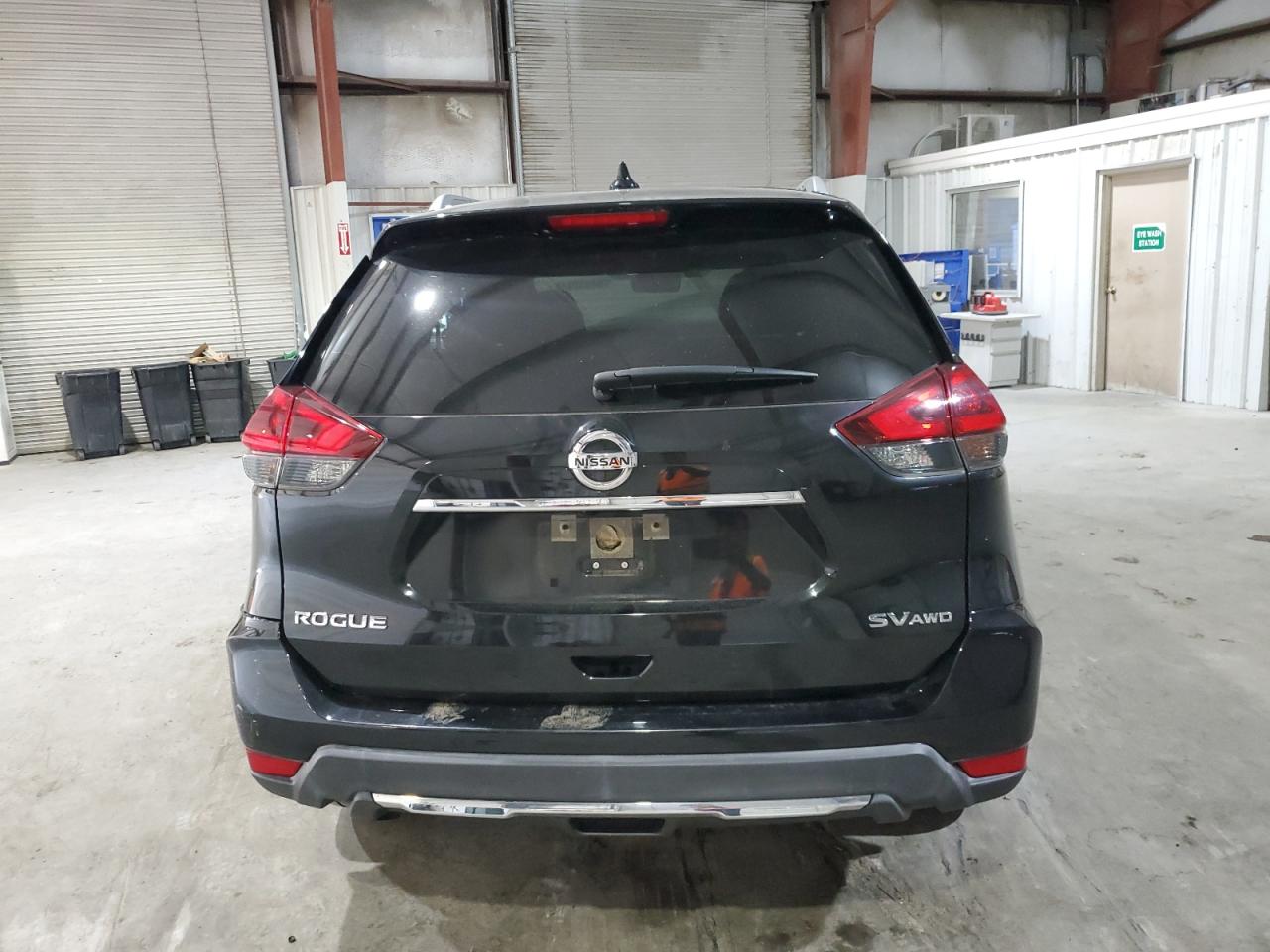 2018 Nissan Rogue S VIN: JN8AT2MV2JW348141 Lot: 84610145