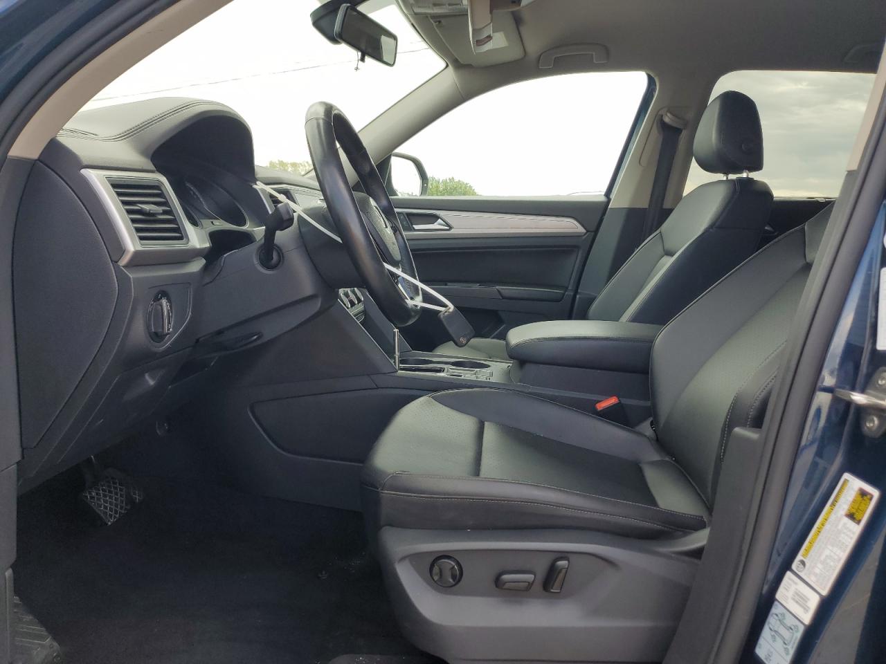 2018 Volkswagen Atlas Se VIN: 1V2CR2CA9JC561105 Lot: 83784875