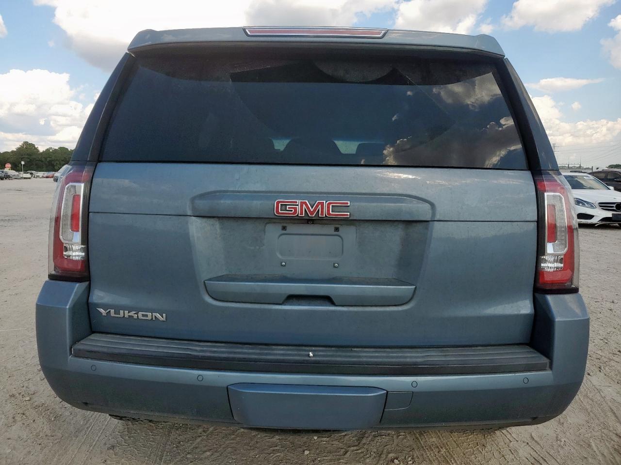 2016 GMC Yukon Sle VIN: 1GKS1AKC1GR353599 Lot: 81165545