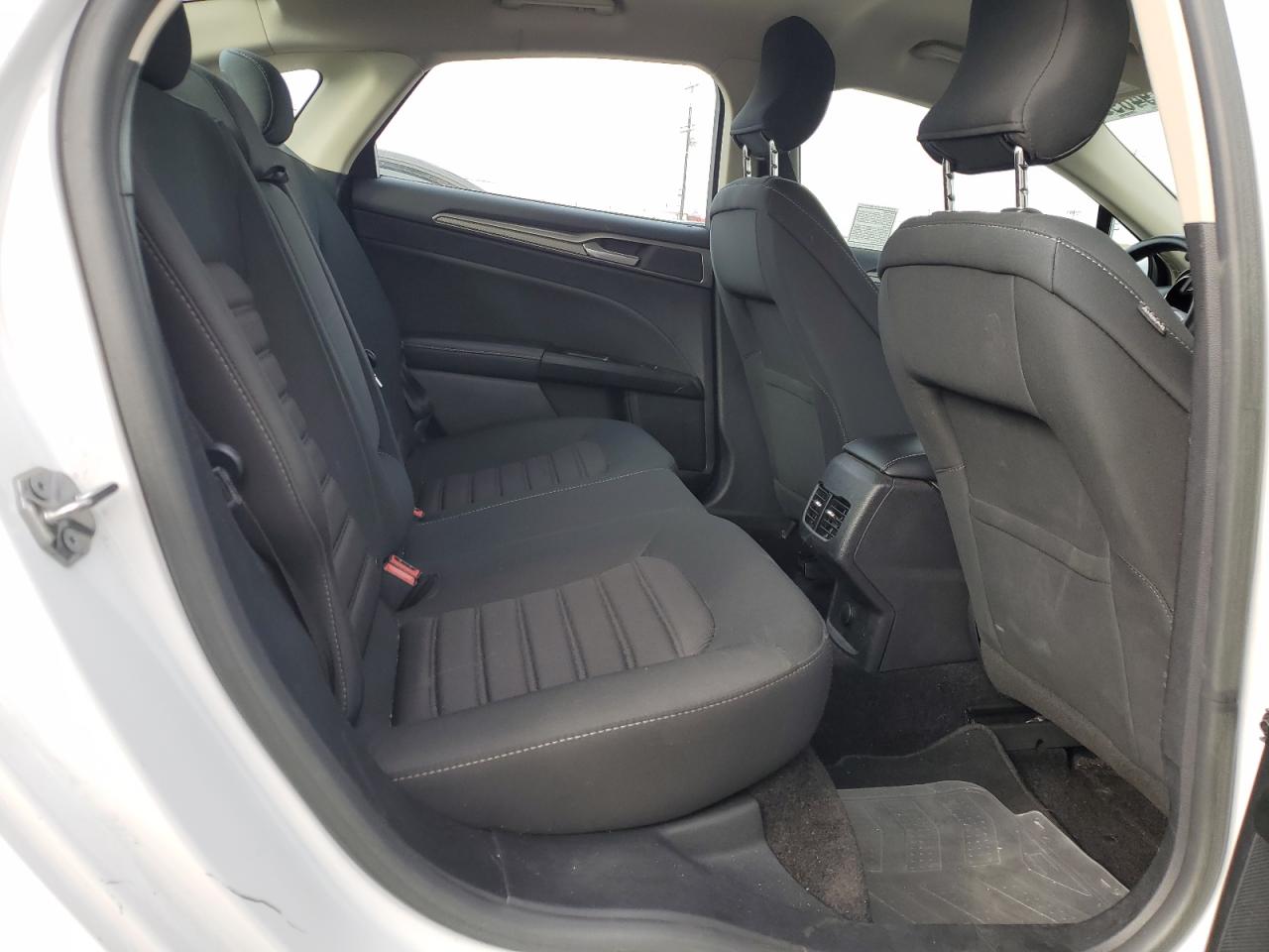 2017 Ford Fusion Se VIN: 3FA6P0H71HR416566 Lot: 81948955