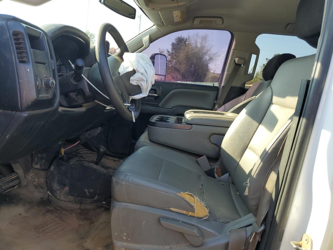 2015 Chevrolet Silverado K2500 Heavy Duty VIN: 1GB1KUE82FF176224 Lot: 84012415