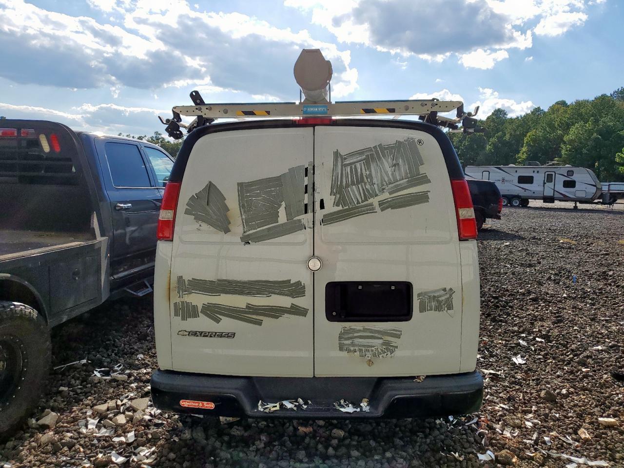 2019 Chevrolet Express G2500 VIN: 1GCWGAFP4K1367111 Lot: 60326115