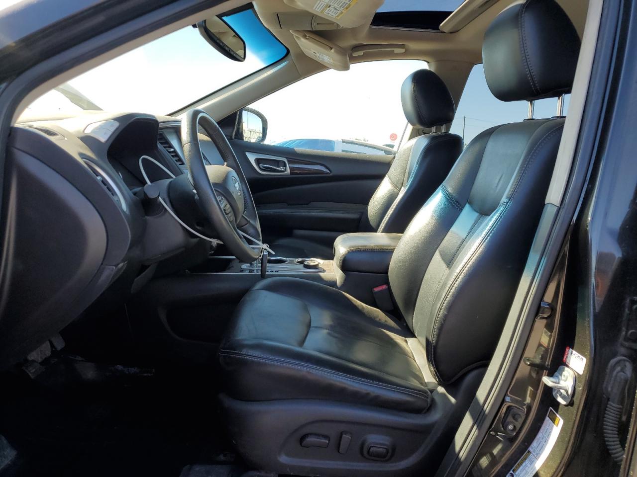 2015 Nissan Pathfinder S VIN: 5N1AR2MM4FC645742 Lot: 84294065