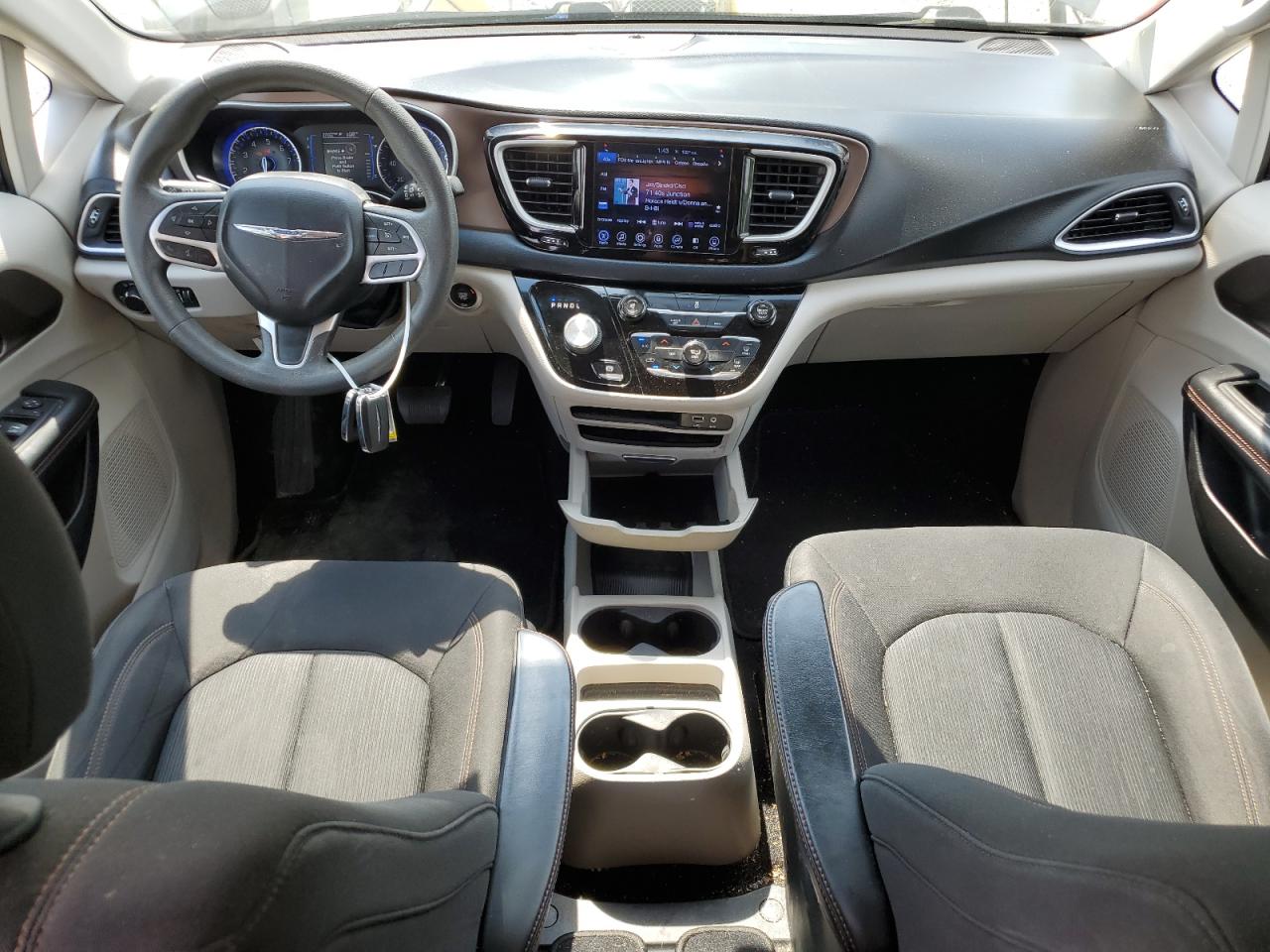 2017 Chrysler Pacifica Touring VIN: 2C4RC1DG2HR593244 Lot: 80915695