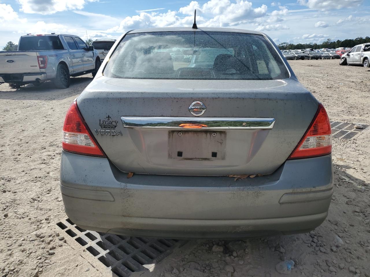 2011 Nissan Versa S VIN: 3N1BC1AP4BL361869 Lot: 84382825