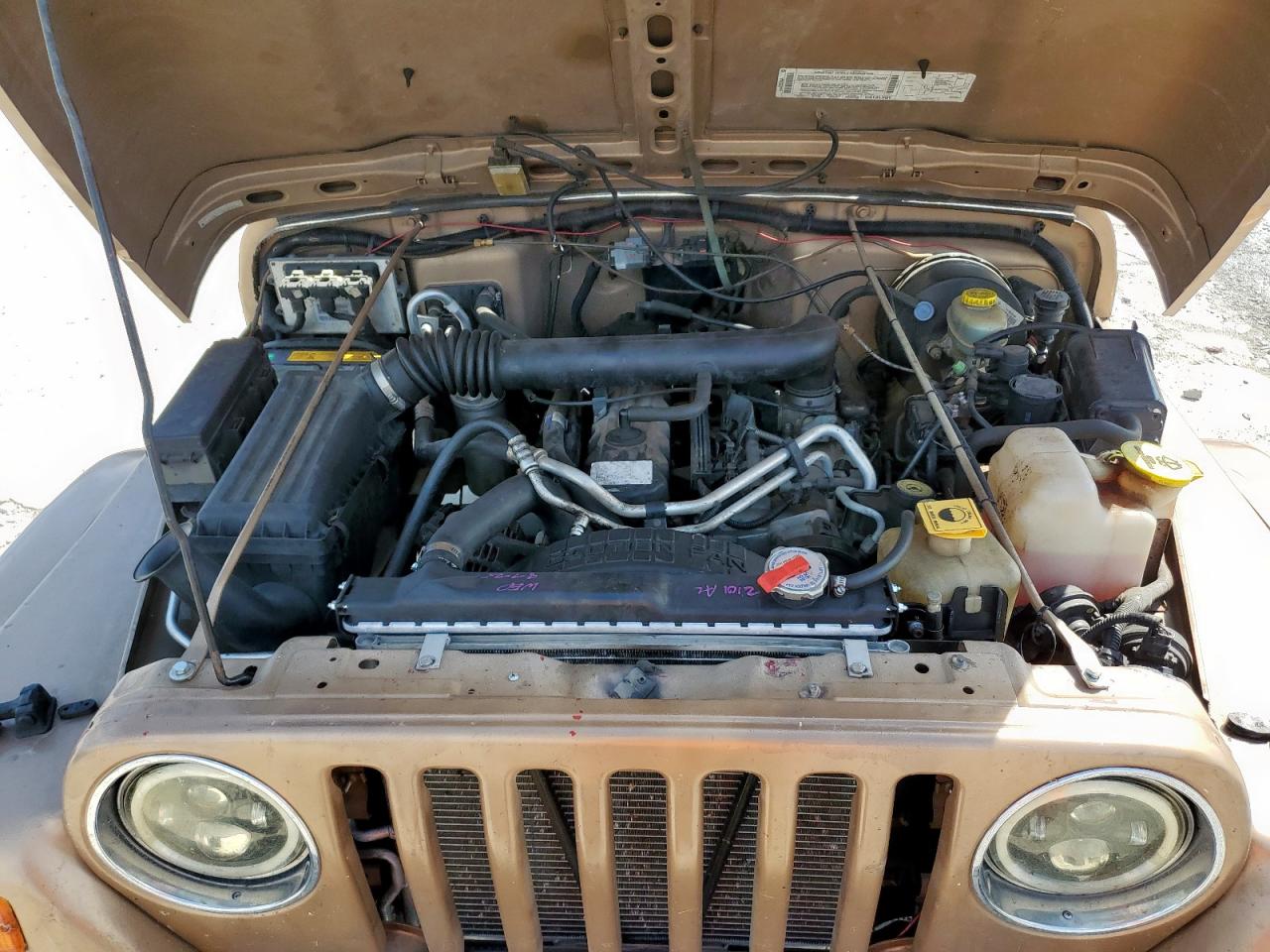 2000 Jeep Wrangler / Tj Sahara VIN: 1J4FA59S4YP757540 Lot: 81065595