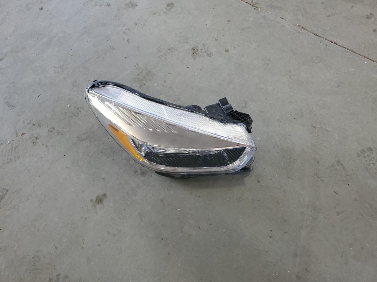 2018 Ford Escape Se VIN: 1FMCU0GD0JUC74315 Lot: 84170795