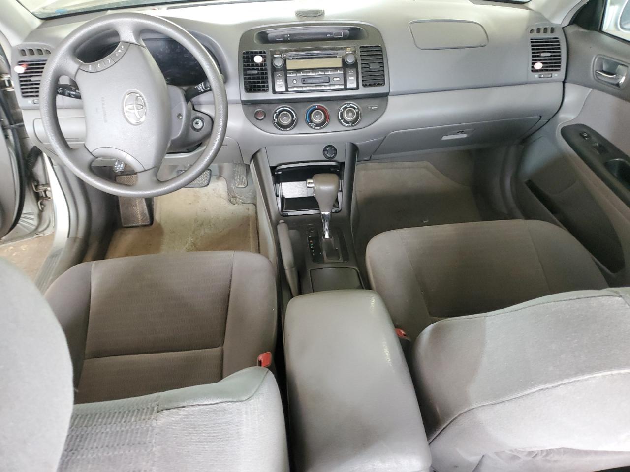 2005 Toyota Camry Le VIN: 4T1BF32K25U601915 Lot: 71501335