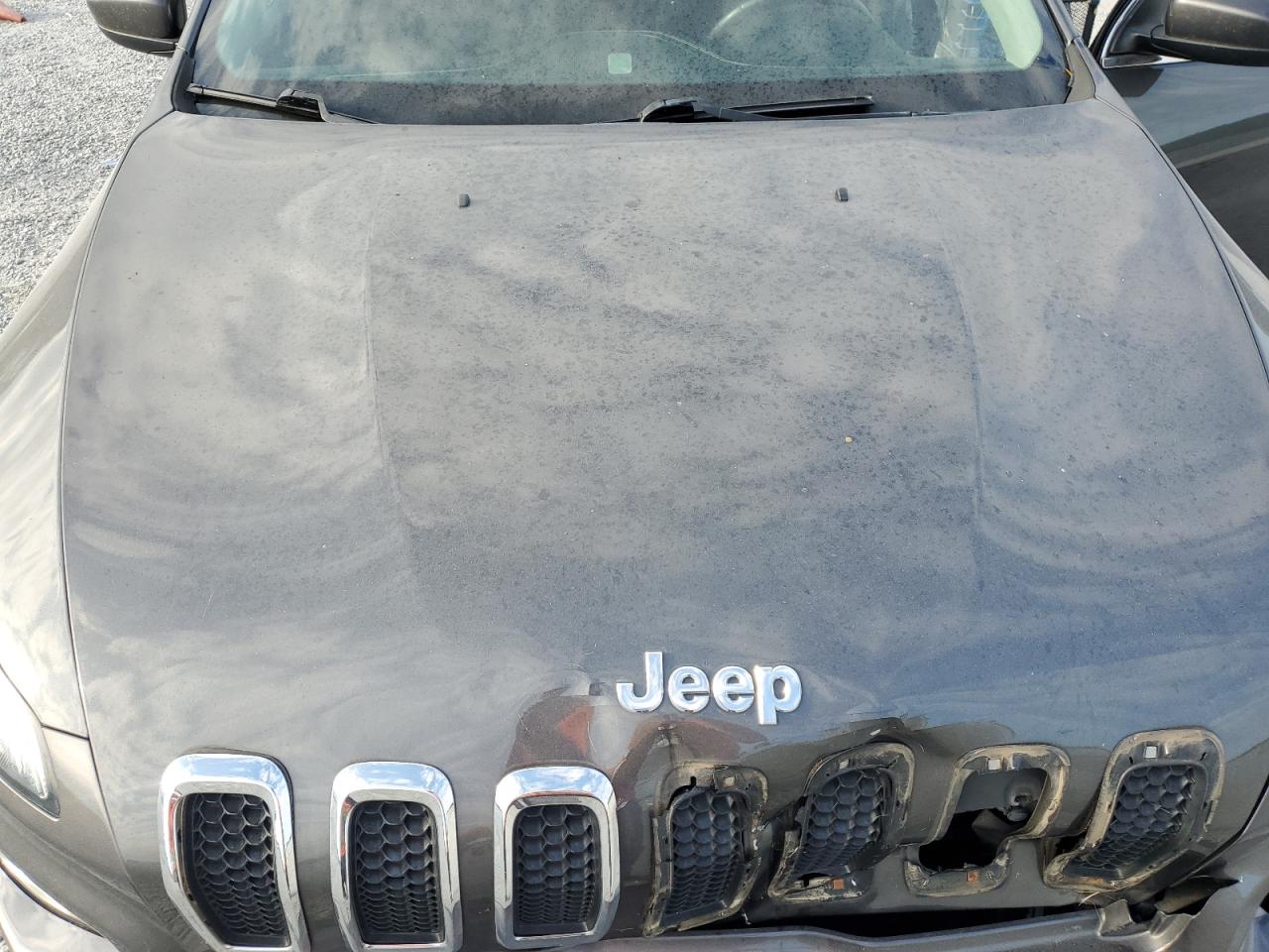 2014 Jeep Cherokee Latitude VIN: 1C4PJMCS7EW224919 Lot: 81102395