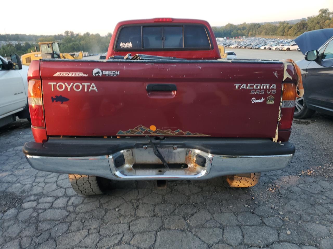 1999 Toyota Tacoma Xtracab VIN: 4TAWN72N9XZ538713 Lot: 80218345