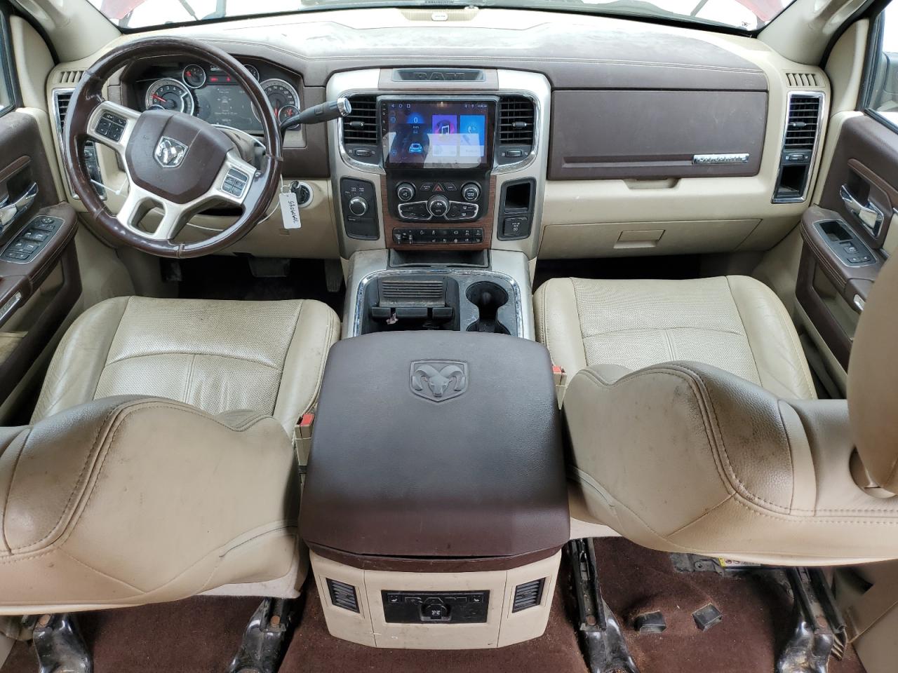 2018 Ram 2500 Laramie VIN: 3C6UR5FL0JG223276 Lot: 70909045