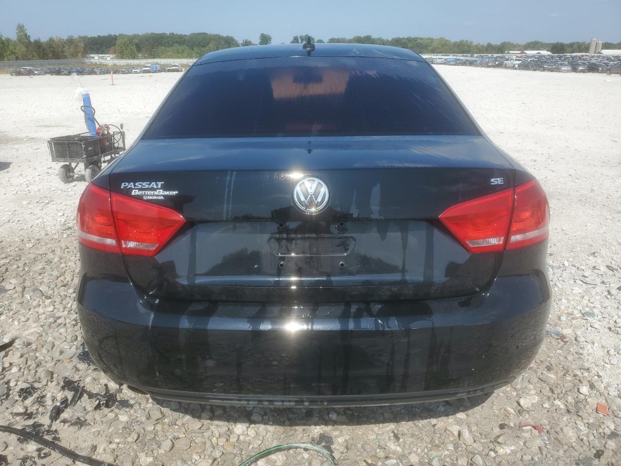 2013 Volkswagen Passat Se VIN: 1VWBP7A36DC070318 Lot: 80442555