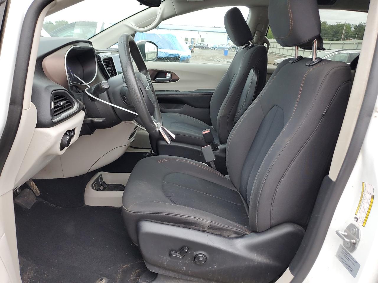 2017 Chrysler Pacifica Touring VIN: 2C4RC1DG0HR519935 Lot: 80837405