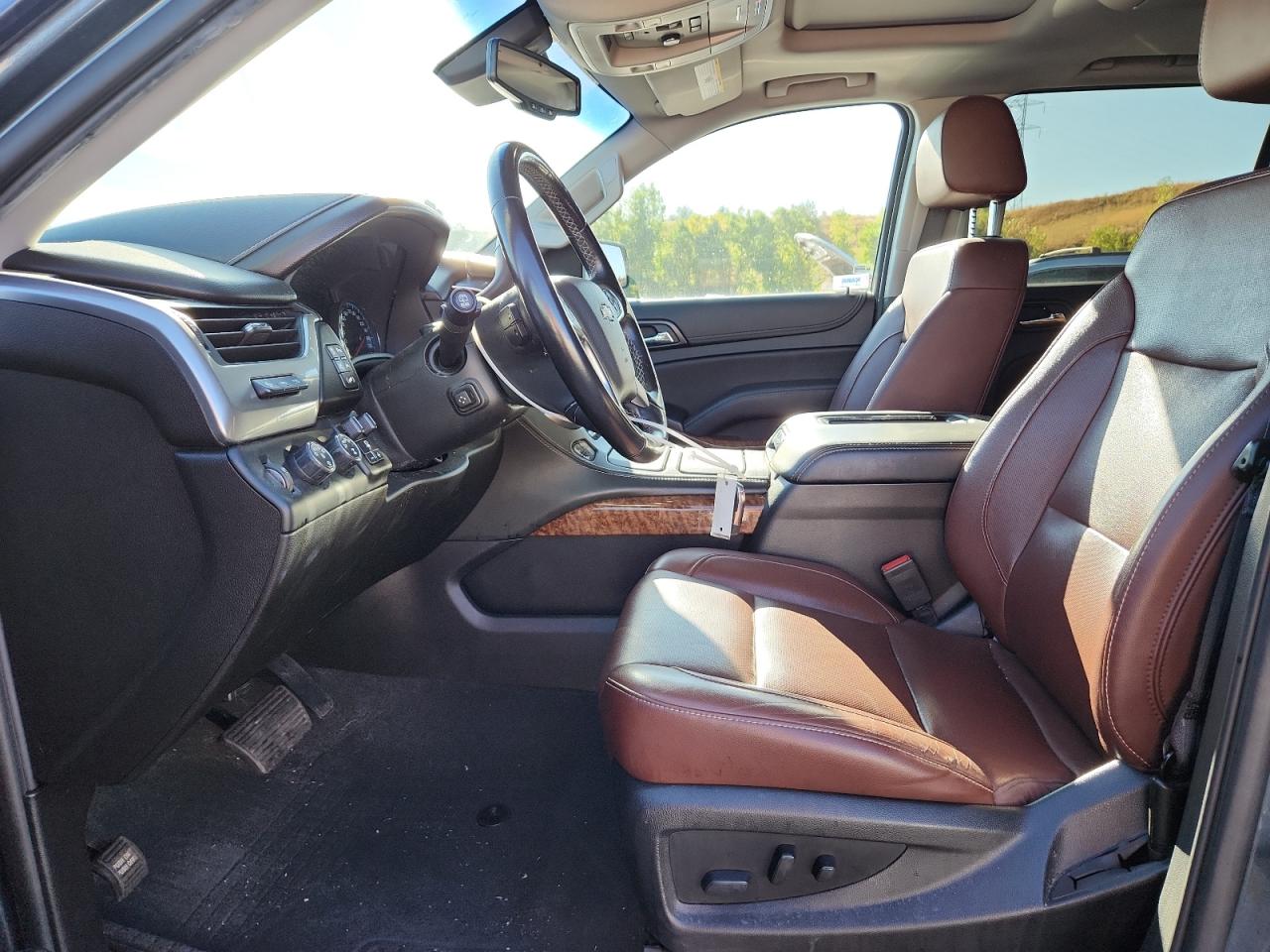 2019 Chevrolet Suburban K1500 Premier VIN: 1GNSKJKJ4KR291381 Lot: 81253725