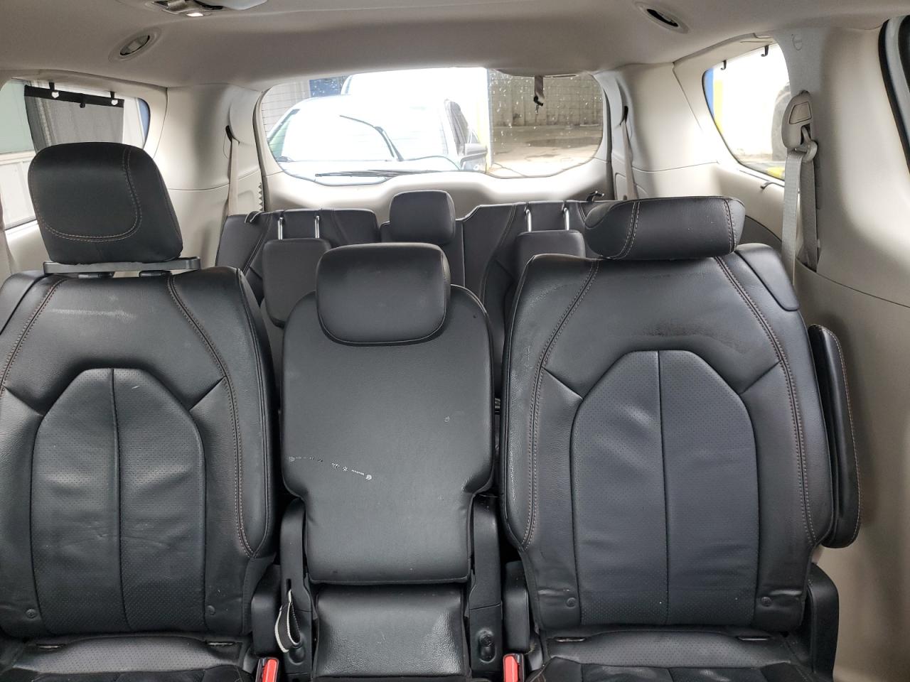 2018 Chrysler Pacifica Touring L VIN: 2C4RC1BG6JR277998 Lot: 81094755