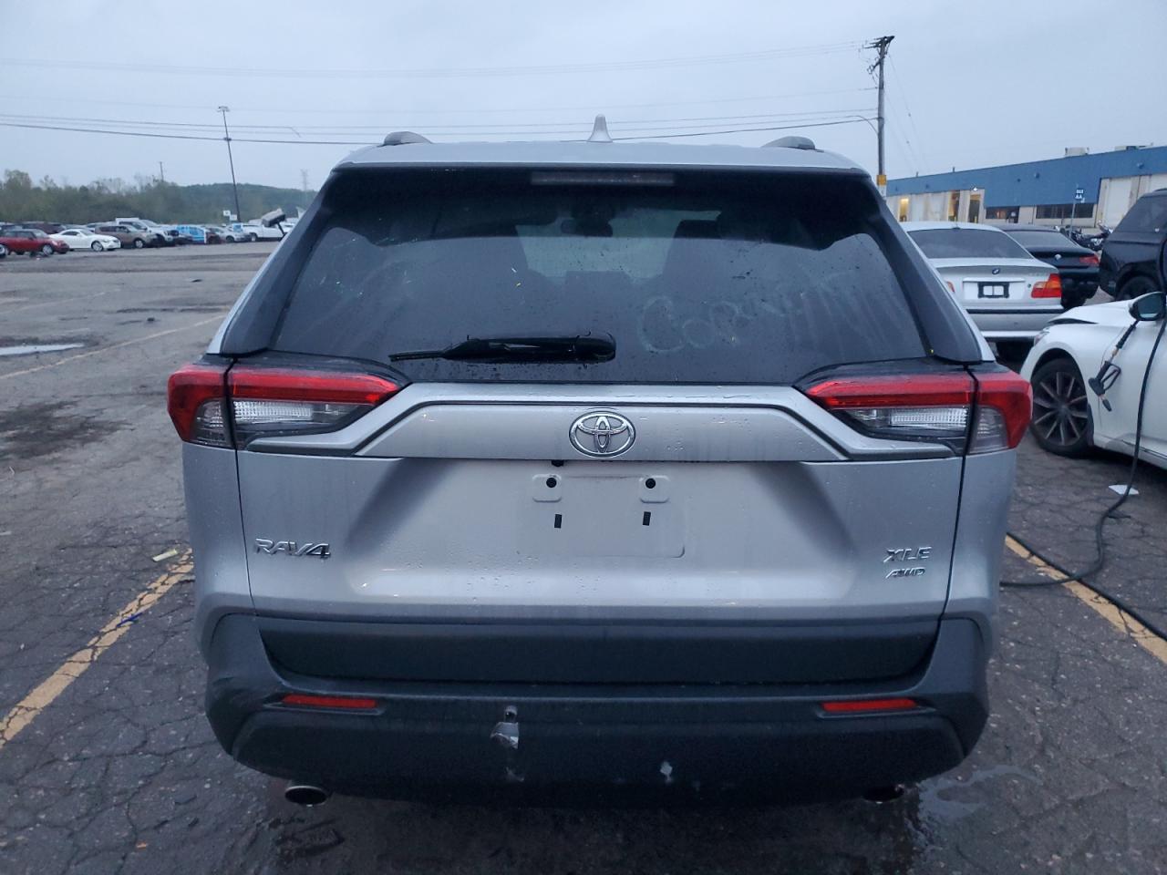 2021 Toyota Rav4 Xle VIN: 2T3P1RFVXMC186748 Lot: 82083135