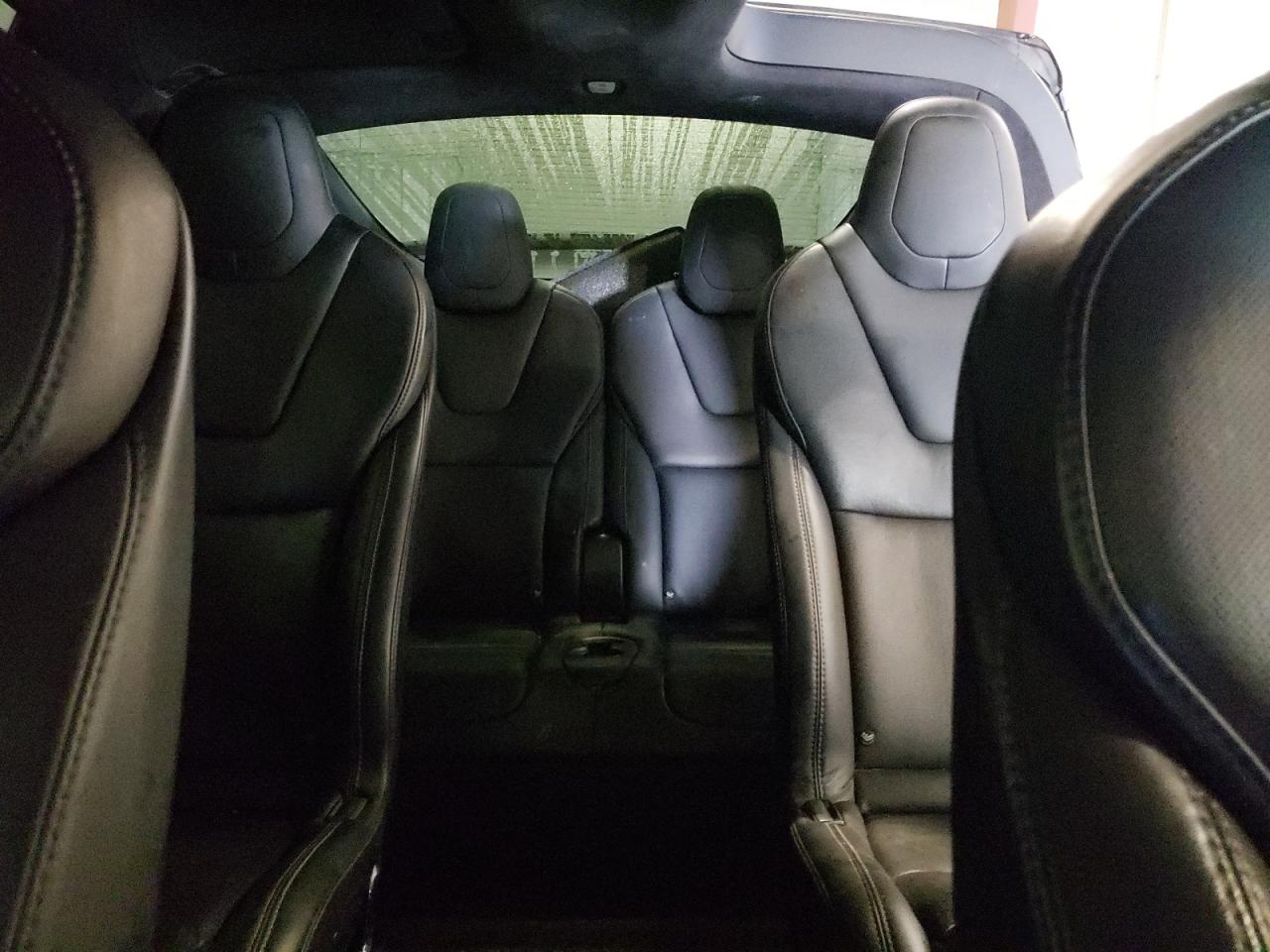 2018 Tesla Model X VIN: 5YJXCBE41JF125458 Lot: 81709185