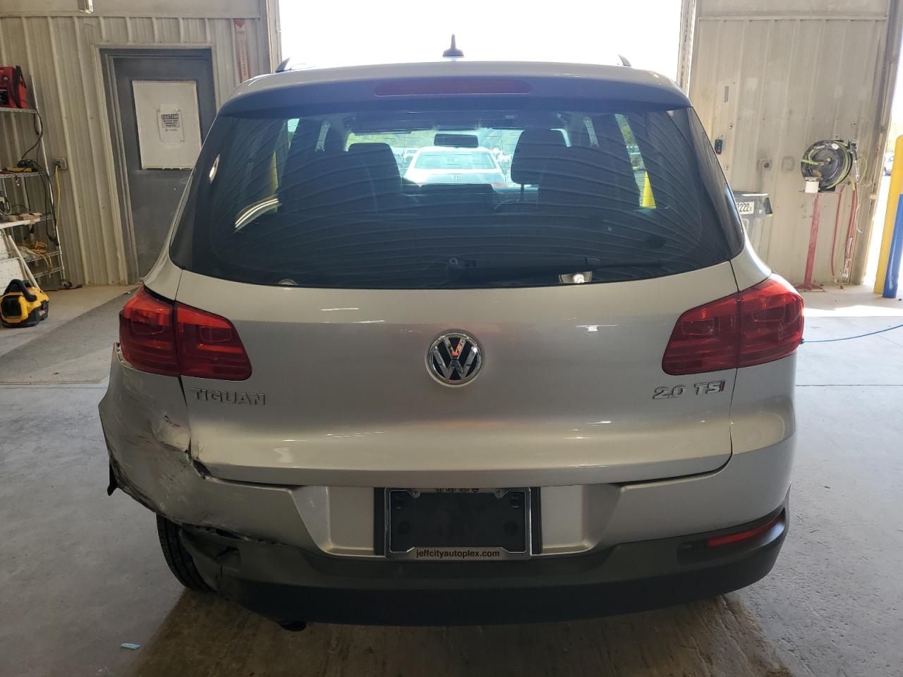 2015 Volkswagen Tiguan S VIN: WVGAV7AX6FW510543 Lot: 81043455