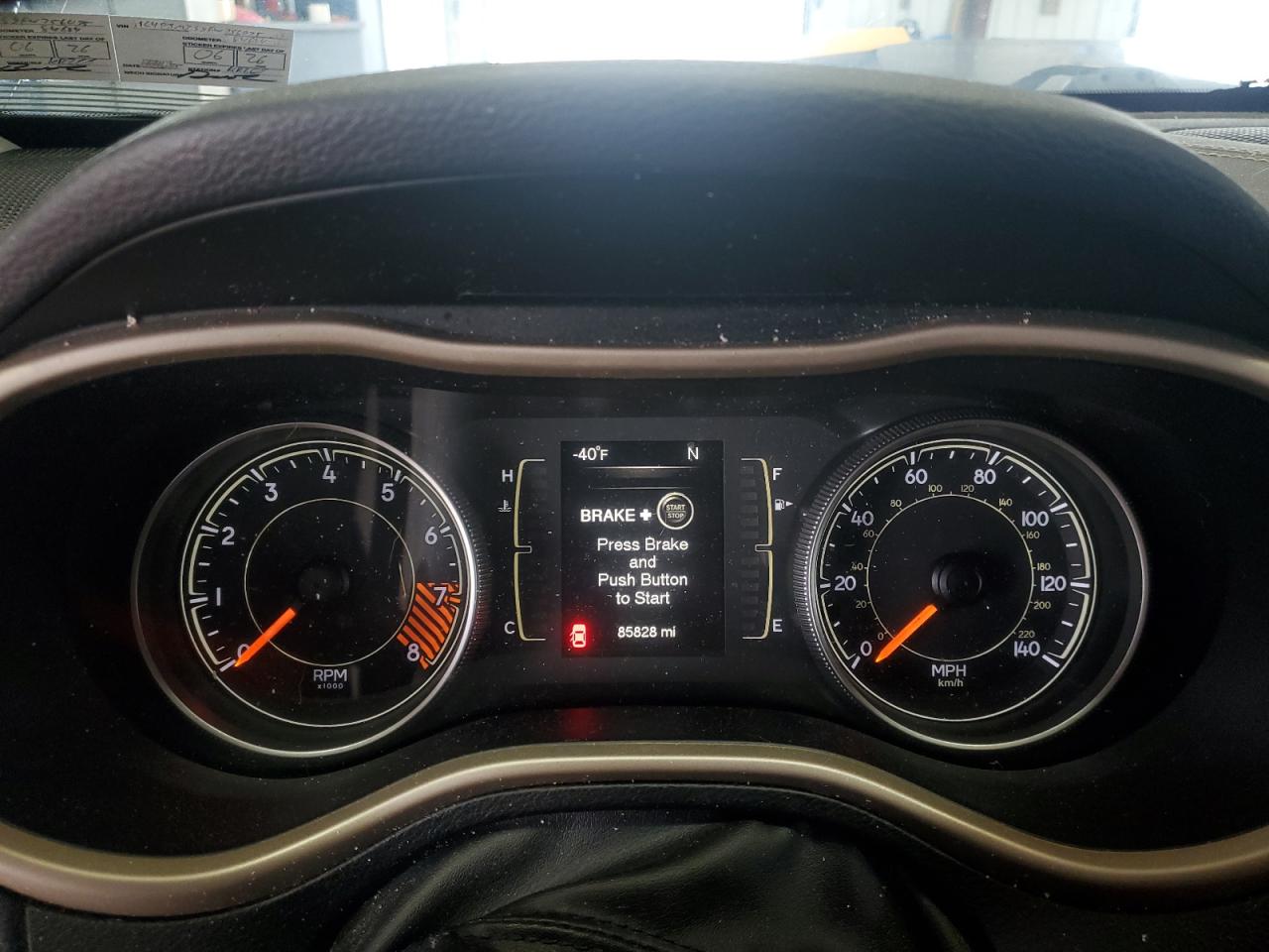 2015 Jeep Cherokee Latitude VIN: 1C4PJMCS9FW756075 Lot: 81757155