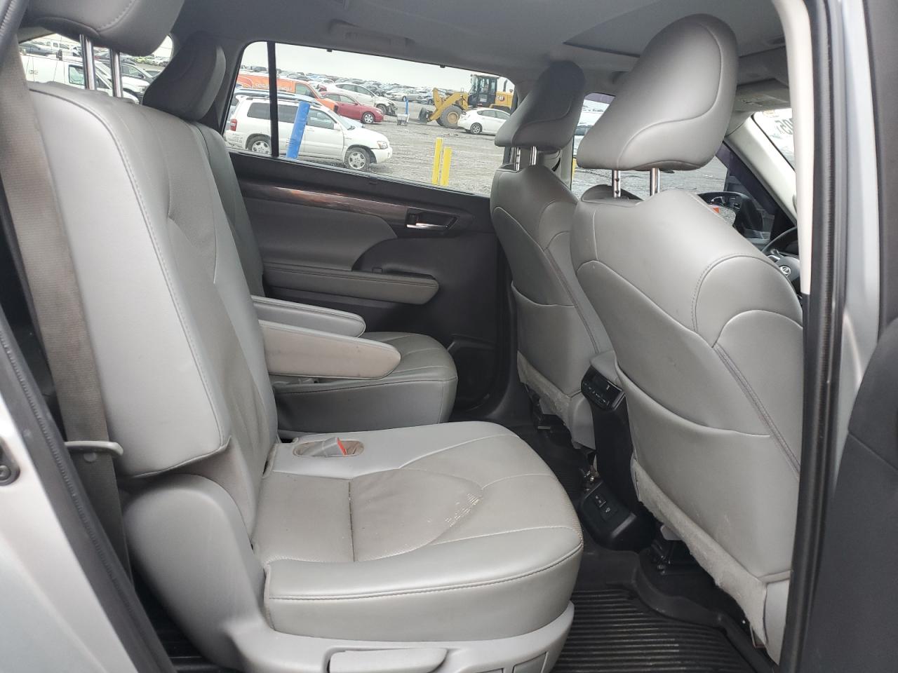 2022 Toyota Highlander Limited VIN: 5TDDZRBH0NS190658 Lot: 84206305