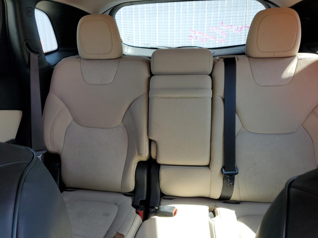 2018 Jeep Cherokee Latitude VIN: 1C4PJMCB3JD617726 Lot: 81002085