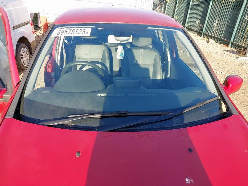 2010 RENAULT CLIO INITIALE TOMTOM VVT 