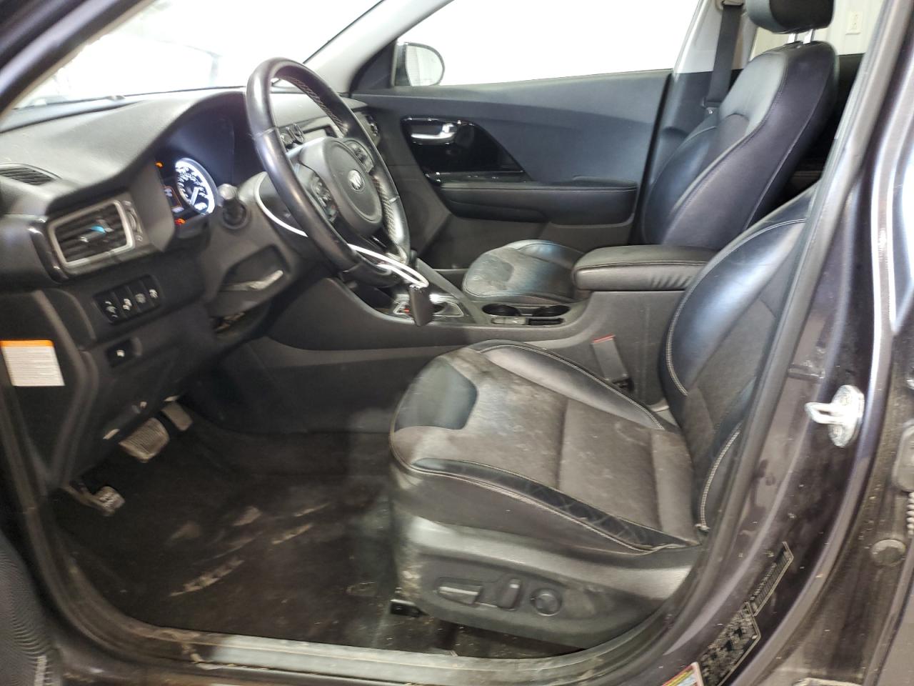 2019 Kia Niro Ex VIN: KNDCC3LC8K5222268 Lot: 71196795