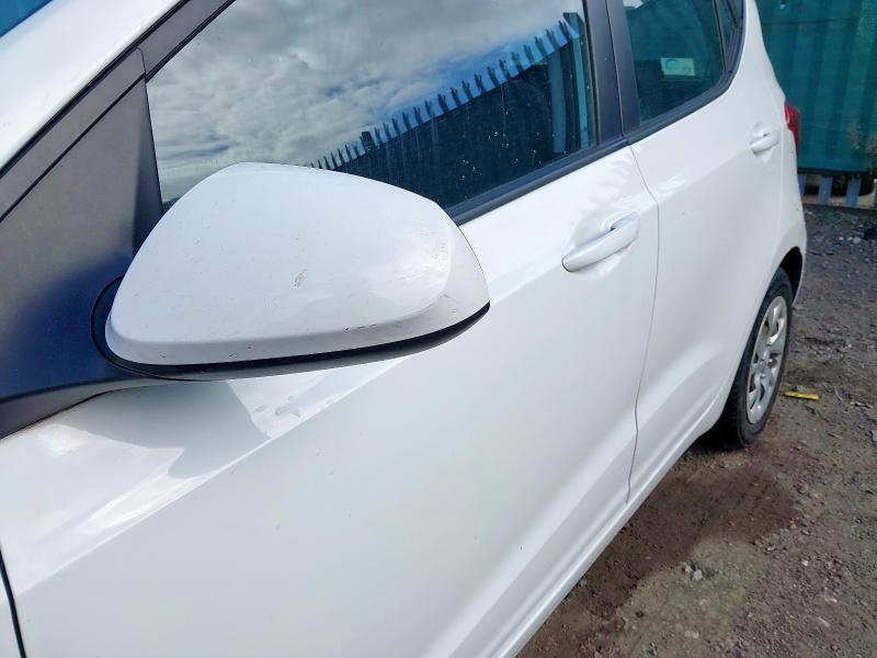 2017 HYUNDAI I10 SE