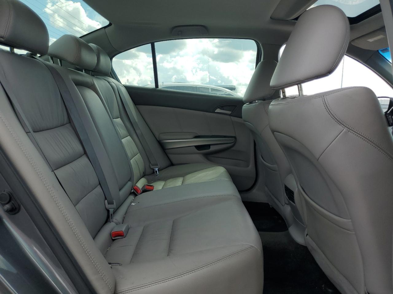 2010 Honda Accord Exl VIN: 1HGCP2F8XAA170929 Lot: 71097295