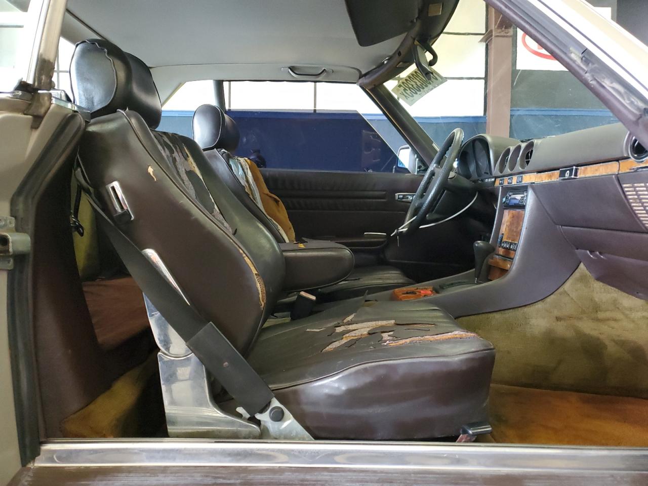 1985 Mercedes-Benz 380 Sl VIN: WDBBA45C8FA035077 Lot: 84003385