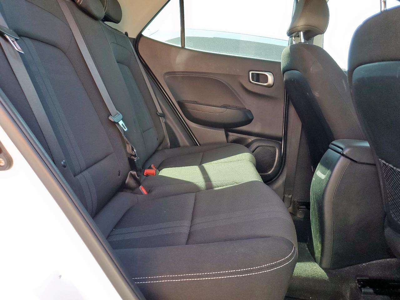 2021 Hyundai Venue Sel VIN: KMHRC8A35MU063885 Lot: 81827275