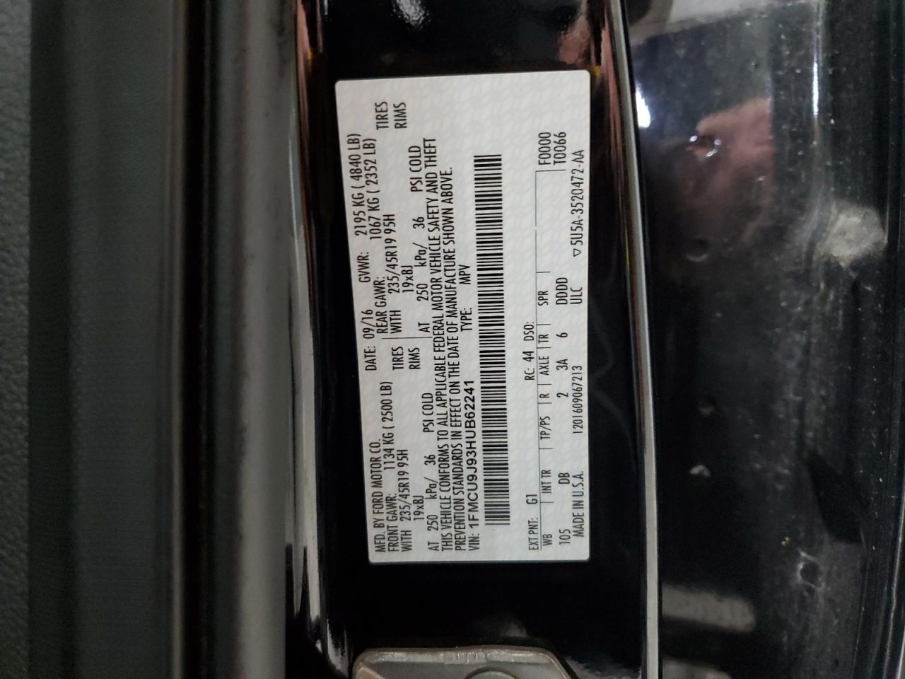 2017 Ford Escape Titanium VIN: 1FMCU9J93HUB62241 Lot: 81469685