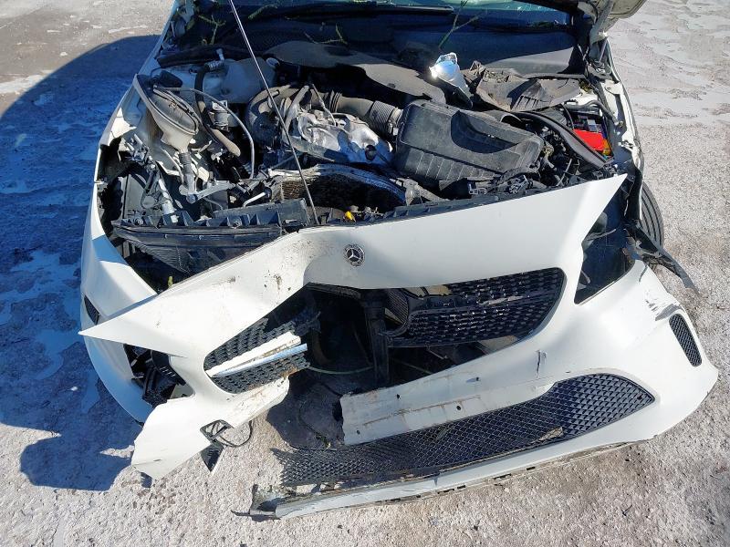 2017 MERCEDES-BENZ A 160 SE 