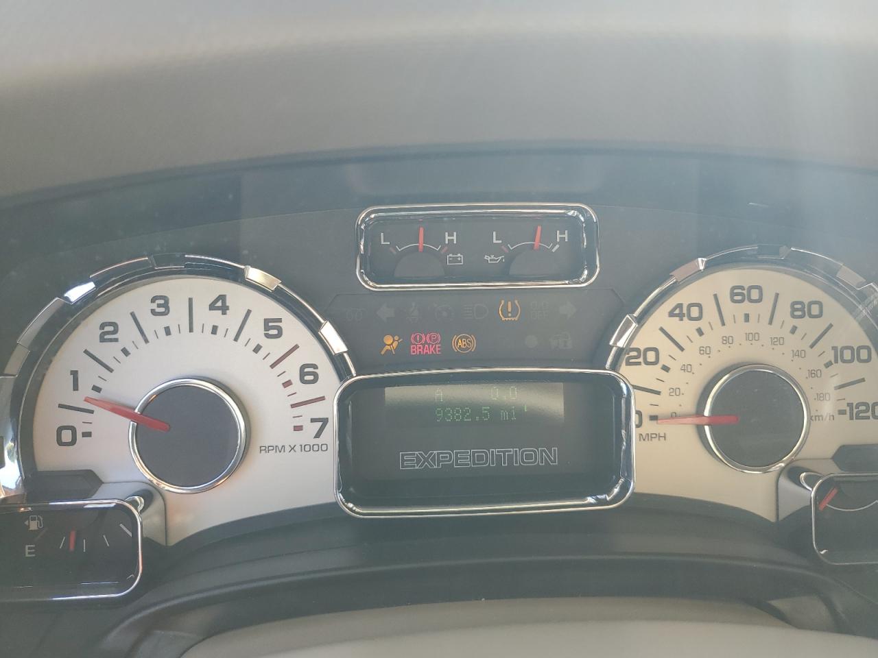 2007 Ford Expedition Eddie Bauer VIN: 1FMFU18507LA26347 Lot: 81624925