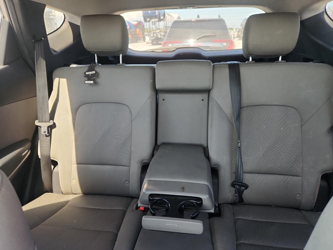 2016 Hyundai Santa Fe Sport VIN: 5XYZU3LB5GG376675 Lot: 70754365