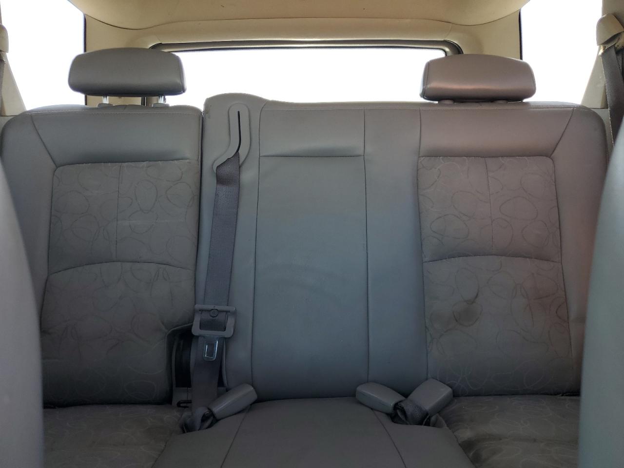 2005 Saturn Vue VIN: 5GZCZ63425S832812 Lot: 81066035