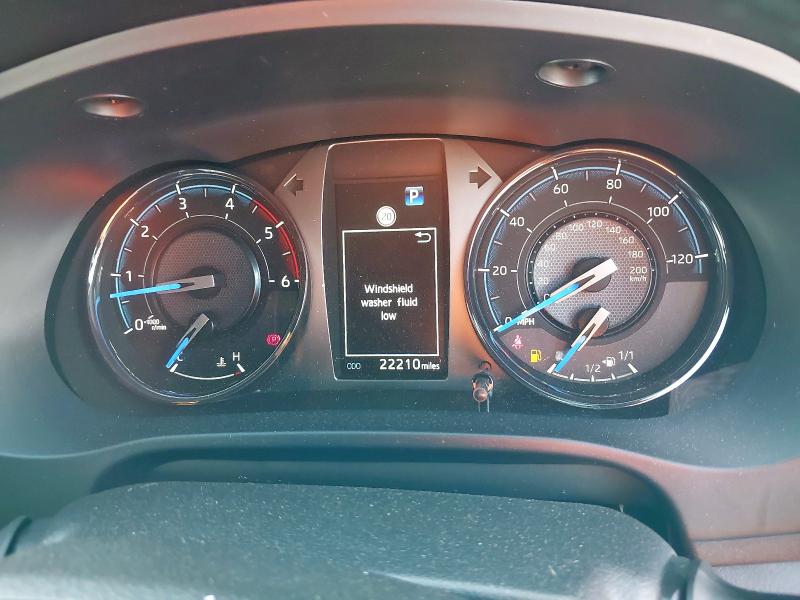 2022 TOYOTA HILUX INVINCIBLE X D/CAB PICK UP 2.8 D-4D AUTO