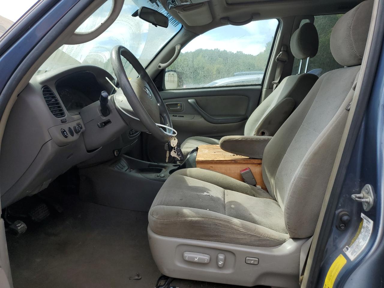 2005 Toyota Sequoia Sr5 VIN: 5TDBT44A35S257636 Lot: 80778045