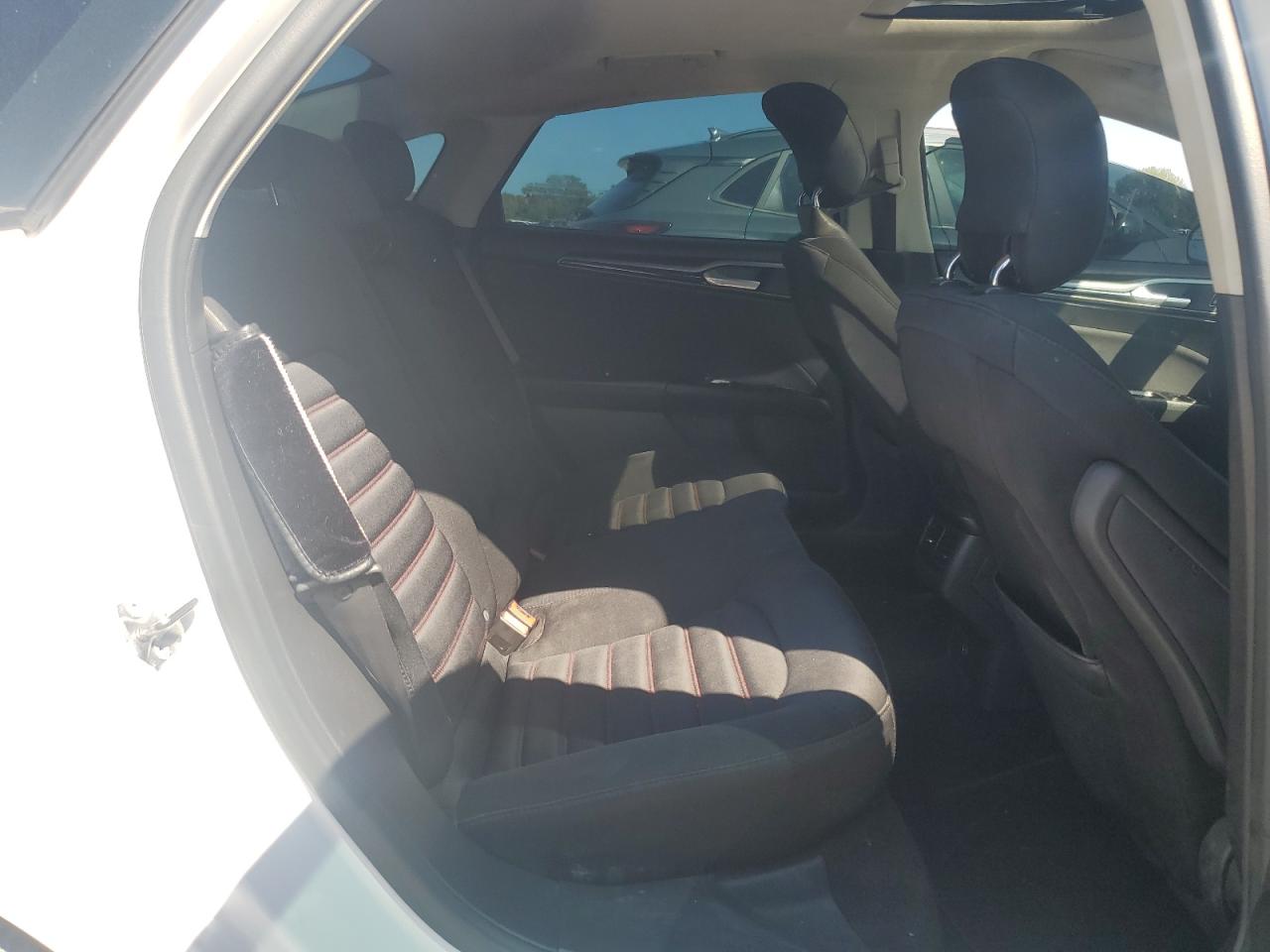 2014 Ford Fusion Se VIN: 3FA6P0HDXER343022 Lot: 84207505