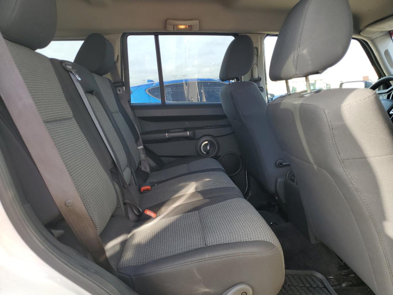 2009 Jeep Commander Sport VIN: 1J8HG48K79C541353 Lot: 83828235