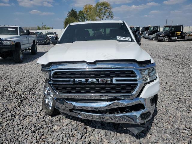  RAM 1500 2022 Белы