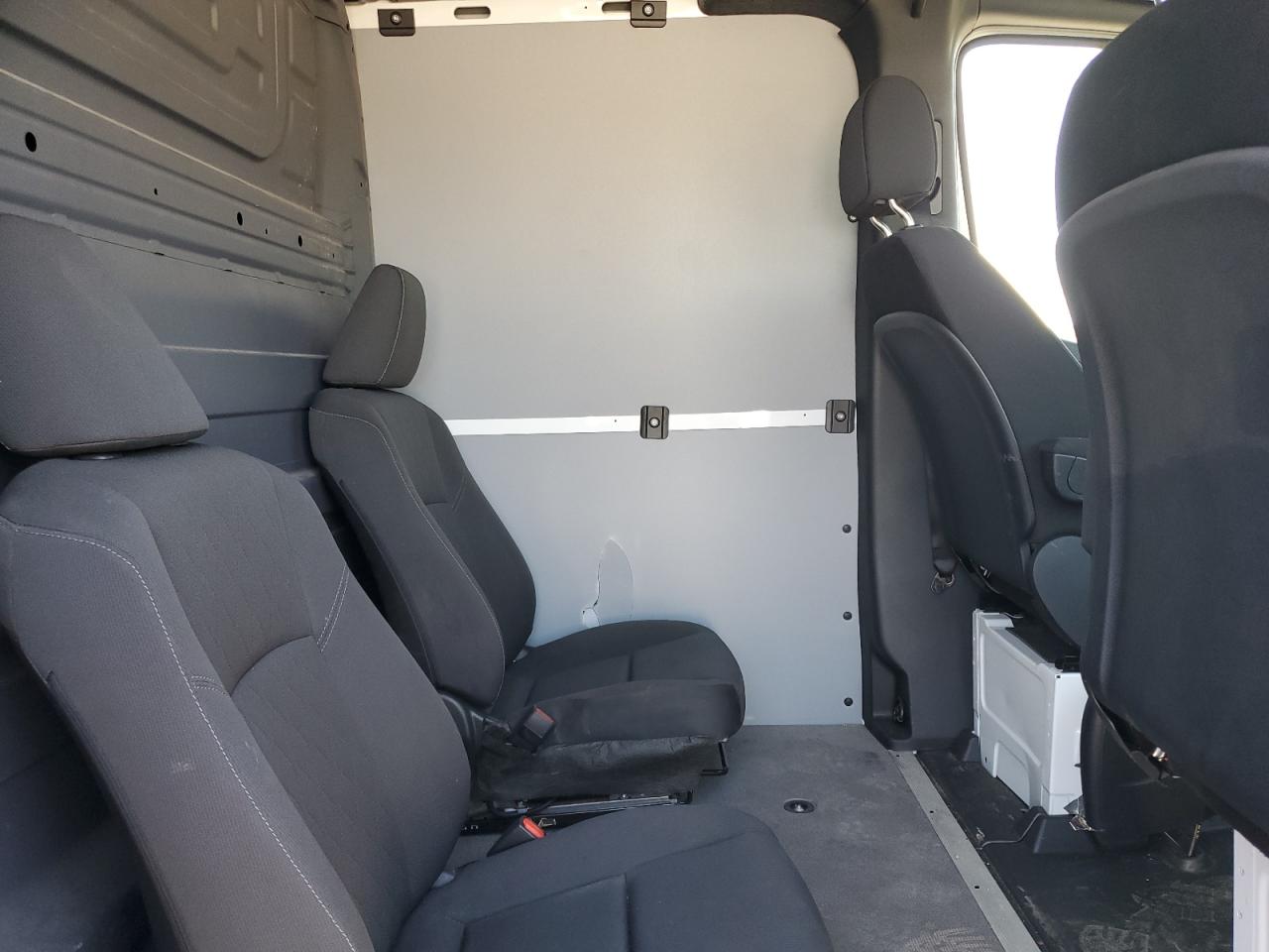 2025 Mercedes-Benz Sprinter 2500 VIN: W1Y4KBHY7ST200548 Lot: 81221675