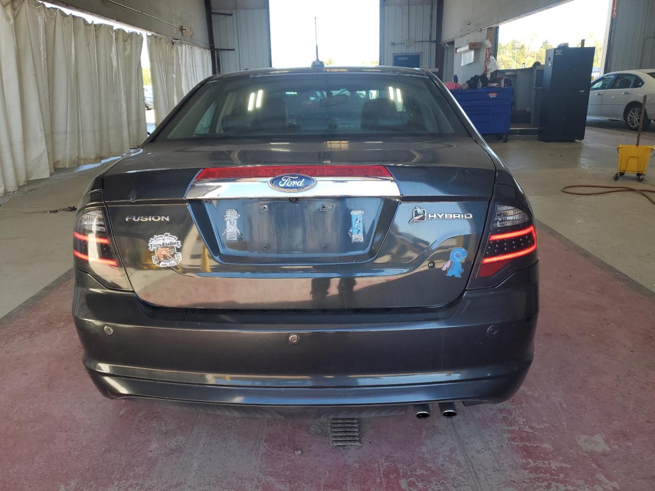 2010 Ford Fusion Hybrid VIN: 3FADP0L37AR364670 Lot: 84788255