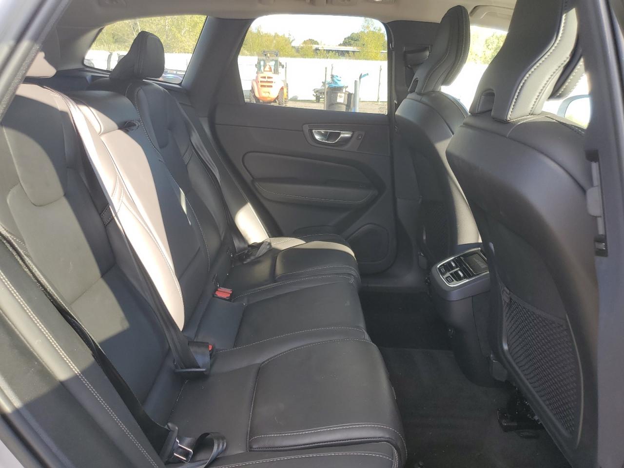 2022 Volvo Xc60 B5 Inscription VIN: YV4L12RL0N1078862 Lot: 82101785