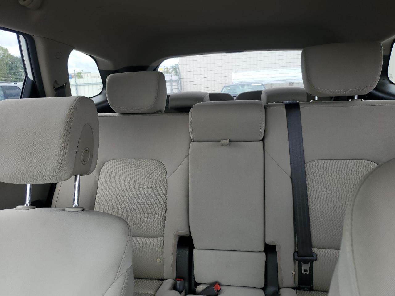 2017 Hyundai Santa Fe Se VIN: KM8SM4HF9HU252861 Lot: 84785695