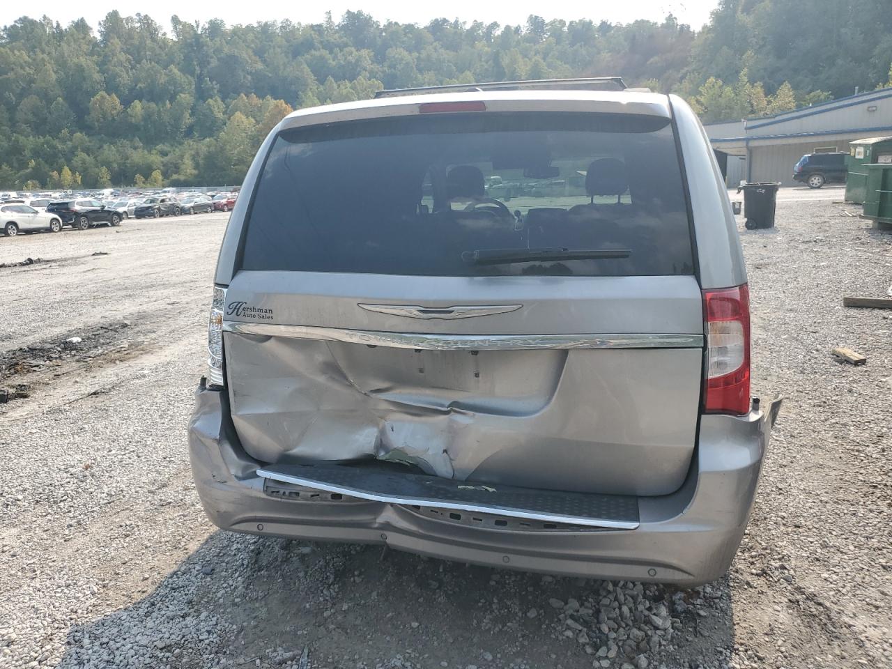 2015 Chrysler Town & Country Touring L VIN: 2C4RC1CG7FR525438 Lot: 71681305
